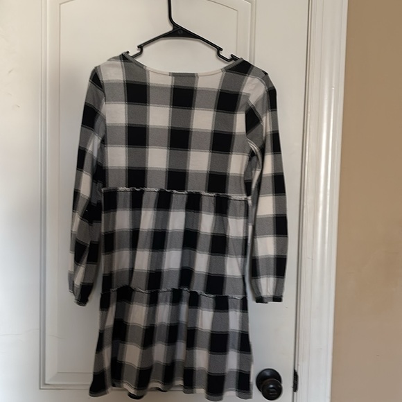 Girls Old Navy Dress - Picture 3 of 3